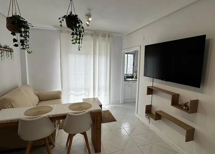 El Puntaluco De * Laredo