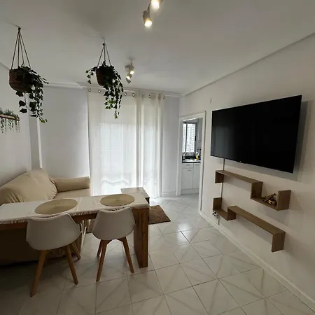 El Puntaluco De * Laredo